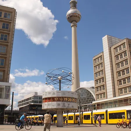 Homely - Loft, Terrace, Near Ostkreuz I Free Parking * Berlin