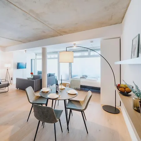 公寓 Homely - Loft, Terrace, Near Ostkreuz I Free Parking *