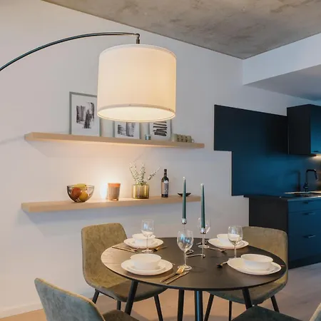 Homely - Loft, Terrace, Near Ostkreuz I Free Parking Berlijn