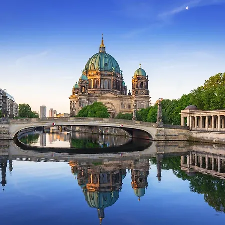 Apartment Homely - Loft, Terrace, Near Ostkreuz I Free Parking *