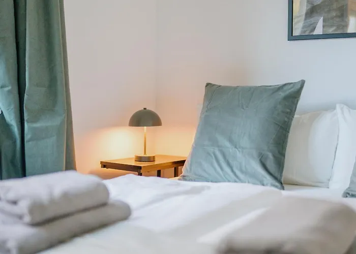 Homely - Loft, Terrace, Near Ostkreuz I Free Parking Berlijn