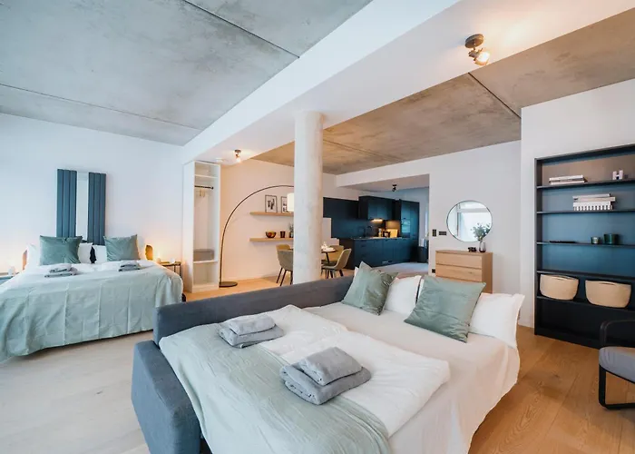 Appartamento Homely - Loft, Terrace, Near Ostkreuz I Free Parking *